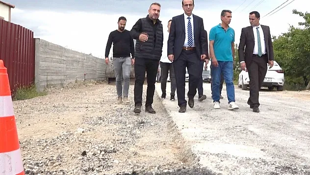 Yeşilyurt'un Kırsal Mahallelerindeki Ulaşım Ağı Güçlü Yatırımlarla Yenileniyor