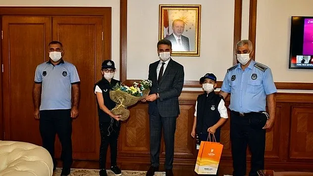 Yeşilyurt Zabıta Ekipleri Vali Baruş'u ziyaret etti