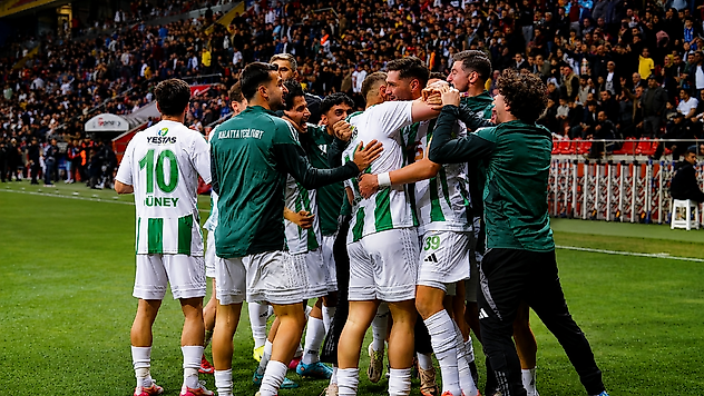 Yeşilyurtspor'dan Destansı Zafer! Final Biletini Uzatmalarda Aldı