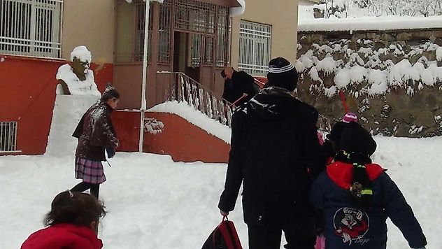 Yoğun Kar ve Don Riski: 19 İlde Eğitime Ara