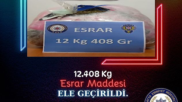 Yolcu Otobüsünde  Esrar Maddesi Ele Geçirildi