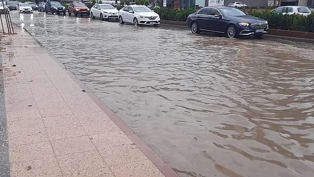 Yurdun Büyük Bölümünde Sağanak Alarmı