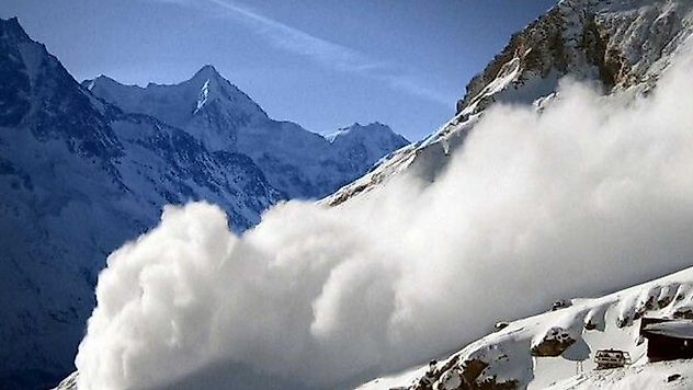 Yurtta hava değişiyor: Sağanak, kar ve fırtına bir arada
