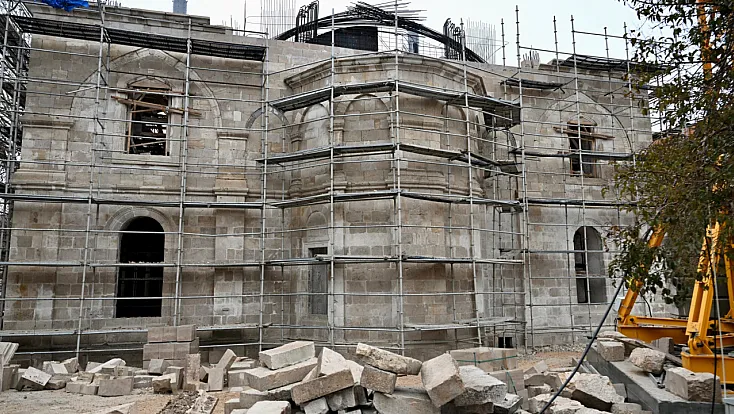 Bakan Ersoy’dan Malatya’da tarihi yapılara inceleme