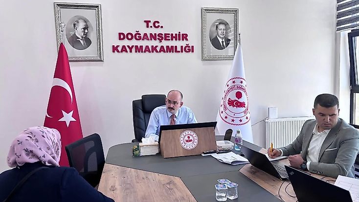 Doğanşehir’de Vatandaşın Talebi Kaymakamın Gündeminde
