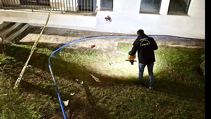 Malatya’da Balkon Faciası: Genç Kız Yoğun Bakımda