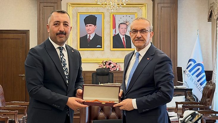 Malatya’da Deprem Konutları ve Çarşı Esnafının Sorunları Masaya Yatırıldı