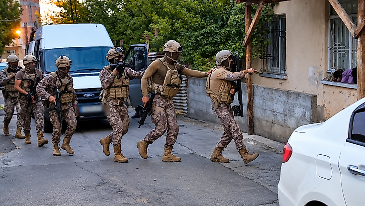 Malatya’da şafak operasyonu: 13 şüpheliden 9’u tutuklandı