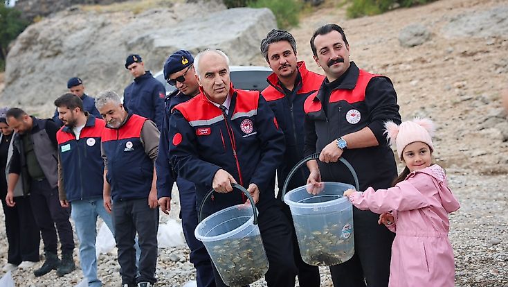 Malatya’nın Baraj ve Göletlerine 1,3 Milyon Sazan Yavrusu