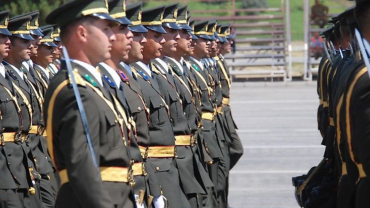 TSK'ya Subay Alımı Yapılacak: KPSS, Yaş ve Başvuru Şartları Belli Oldu