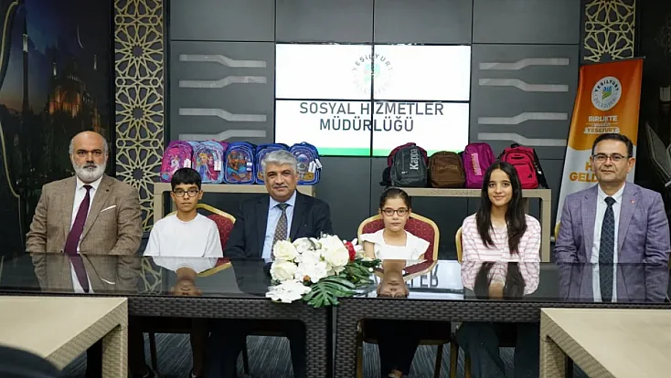 Yeşilyurt’ta Öğrencilerin Yüzünü Güldüren Eğitim Desteği