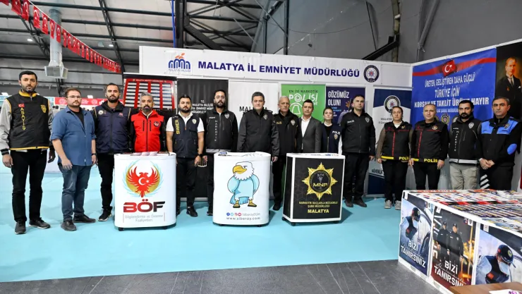11. Malatya Anadolu Kitap Fuarı'nda Emniyet Müdürlüğü'nden Bilinçlendirme Standı