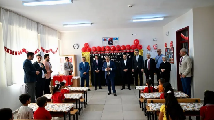 2023-2024 Eğitim Öğretim Yılı Sene Sonu Karne Dağıtım Töreni Gerçekleştirildi