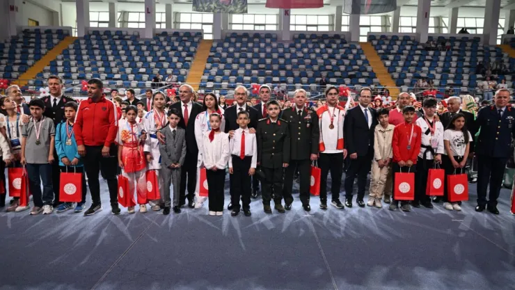 23 Nisan Ulusal Egemenlik ve Çocuk Bayramı, İlimizde Coşkuyla Kutlandı