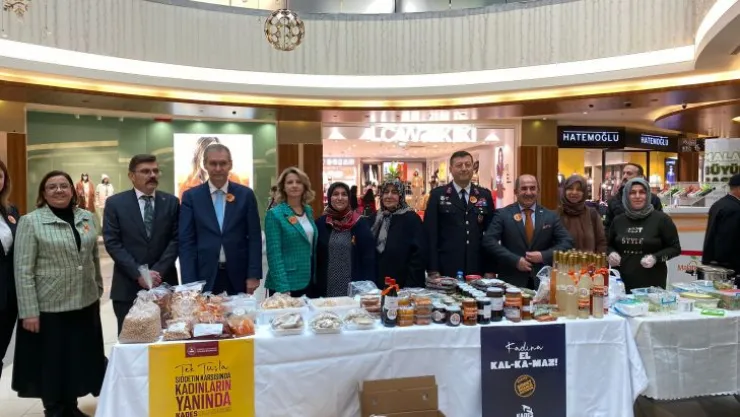 25 Kasım Kadına Yönelik Şiddetle Uluslararası Mücadele Günü' Farkındalık Etkinliği Düzenlendi.