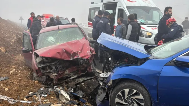 Akçadağ'da Trafik Kazası: 5 Kişi Yaralandı