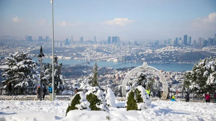 AKOM: İstanbul'a kar geliyor