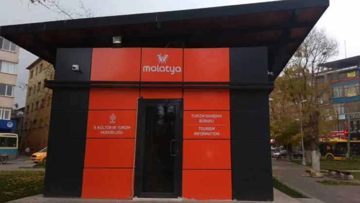 Ali Cengiz, 'yanlış kararlar şehre zarar vermeye devam ediyor'