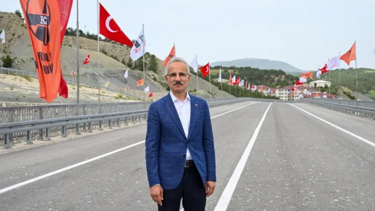 Antalya-Alanya Otoyolu'nun temeli cuma günü atılacak