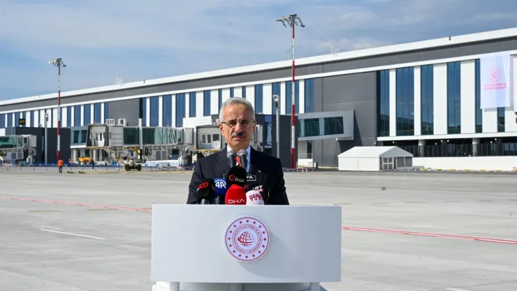 Antalya Havalimanı Yeni Terminal Binaları Yarın Açılıyor
