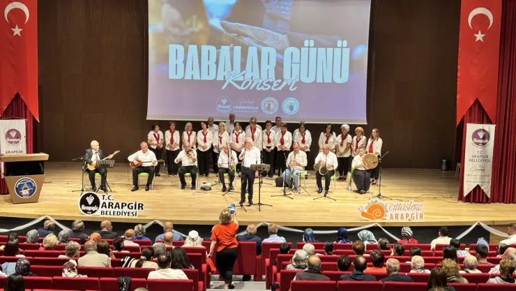 Arapgir'de Babalar Günü Coşkusu 'Ozanca Türküler' Konseriyle Taçlandı