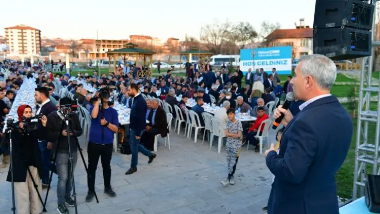Başkan Çınar'ın Yeni Dönem Vaatlerinden Kaynarca Sosyal Tesisleri Ve Parkın Açılışı Yoğun İlgi Altında Gerçekleşti