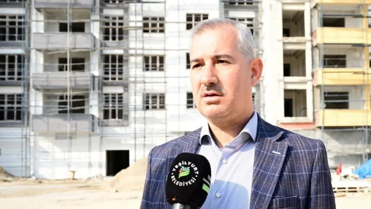 Başkan Çınar, Turgut Özal Mahallesi'ndeki Kentsel Dönüşüm Konutlarını İnceledi