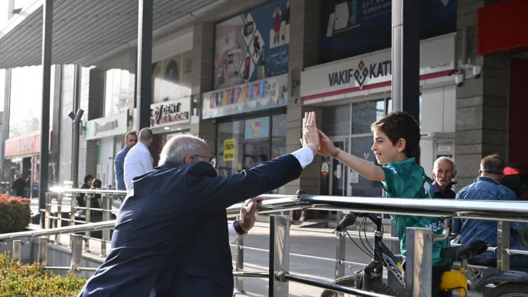 Başkan Er'e Esnaf Ve Vatandaşlardan Yoğun İlgi