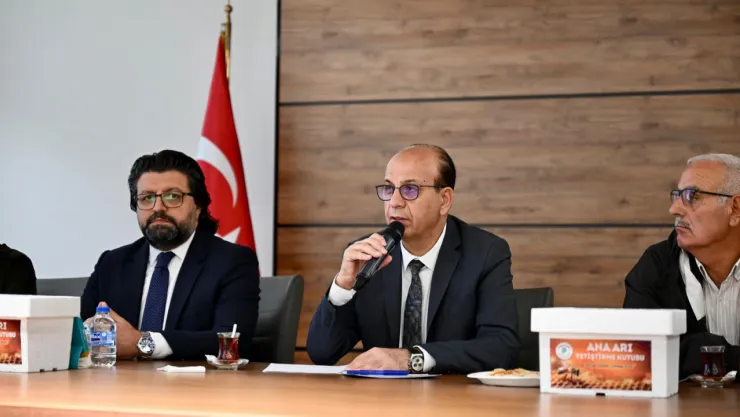 Başkan Geçit, 'Ana Arı Yetiştirme' Kursunu Tamamlayan Kursiyerleri Ağırladı