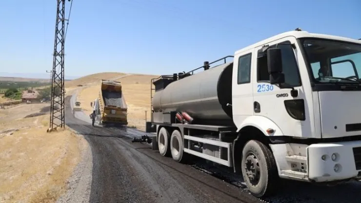 Başkan Güder: 'Hedefimiz 300 Km'lik Asfalt Çalışması Yapmak'