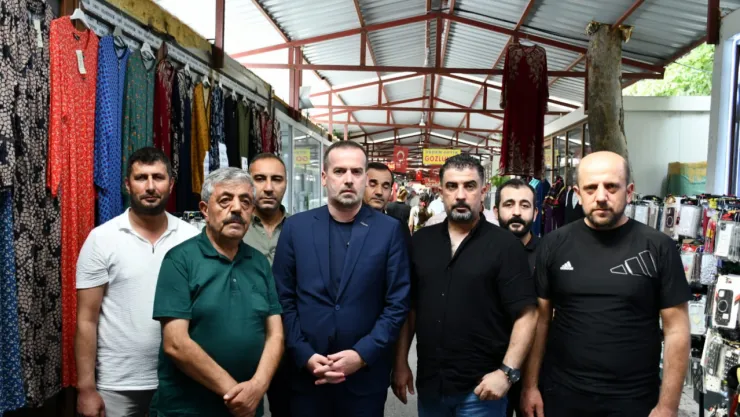 Başkan Karademir, 'Esnafımız  şehri terk etmedi, canla başla çalışıyor'