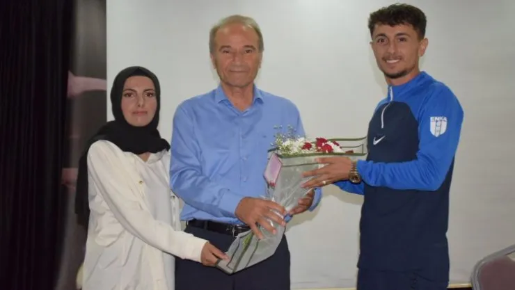 Başkan Kızıldaş Salih Korkmaz'ın Kariyer Günleri etkinliğine katıldı