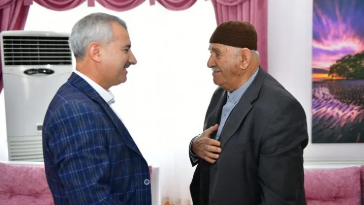 'Baştacı' Projesiyle Evde Bakım Hizmeti Alan Yaşlılar, Yeşilyurt Belediyesinin Yatırım Alanlarını Gezdiler