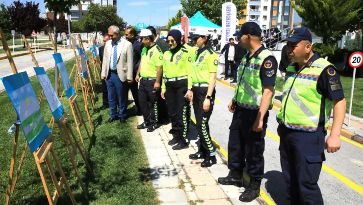 Battalgazi Belediyesi'nden bilgilendirici Trafik Haftası etkinliği