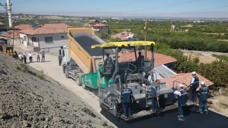 Battalgazi Belediyesi, Orduzu'daki 5 Sokağı Daha Sıcak Asfaltla Buluşturuyor