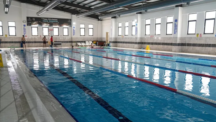 Battalgazi Belediyesi Yüzme Kulübü'nde Yeni Dönem: Kurslar 1 Haziran'da Başlıyor