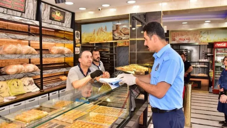 Battalgazi'de Kurban Bayramı Öncesi Tatlıcılara Denetim