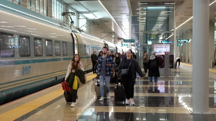 Bayramda 7 Milyon 519 Bin 428 Kişi Demiryollarını Kullandı