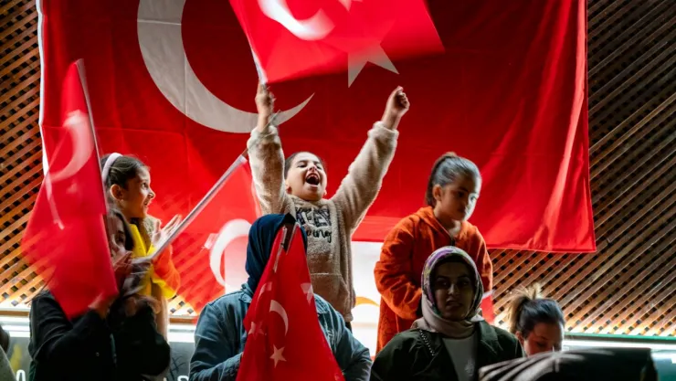 Binlerce Malatyalı Kortej Yürüyüşüne Ve Fener Alayına Katıldı