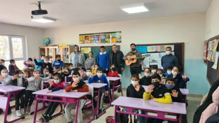 Büyükşehir Belediyesi Şehir Tiyatrosu etkinliklerine devam ediyor