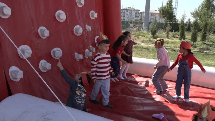 Canla Başla: Malatya İtfaiyesi 2025'in Zorlu Mücadelesini Anlattı