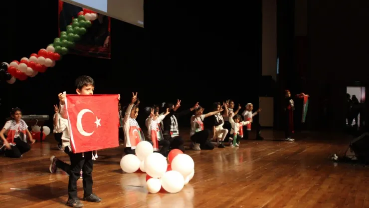 'Çocukların Sessiz Çığlığına Ses Olalım' Programı, Prof.Dr. Necmettin Erbakan Kongre Merkezinde Yapıldı