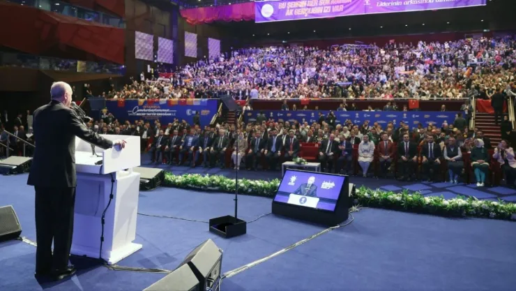 Cumhurbaşkanı Erdoğan: 'İstanbul'un kaynaklarının nasıl yağmalandığı bir bir ortaya çıkıyor'