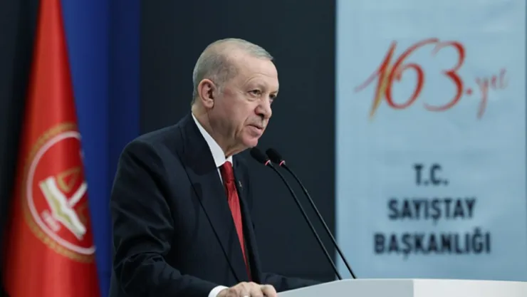 Cumhurbaşkanı Erdoğan: Yürütülen tahkikatları gayet olumlu karşılıyoruz