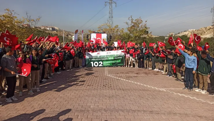 Cumhuriyet Coşkusu Malatya'da Fidan Dikimiyle Taçlandı