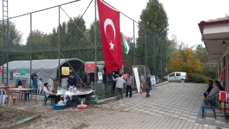 Dilek Mahallesi'nde Gazze İçin Yardım Kermesi Düzenlendi