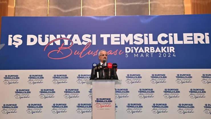'Diyarbakır'ın İdeoloji Siyaseti Yerine Hizmete İhtiyacı Var'