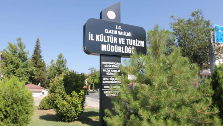 Duyguların Sahnesi Hazır: 'Kapı No: 8' Tiyatro Oyunu Elazığ'da