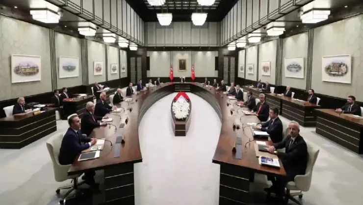 Erdoğan Başkanlığında Kabine Toplantısı: Gazze, Terörle Mücadele ve Enflasyon Masada
