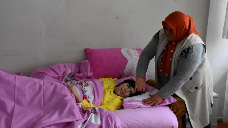 Evde bakım yardımı hesaplara yatırılmaya başlandı